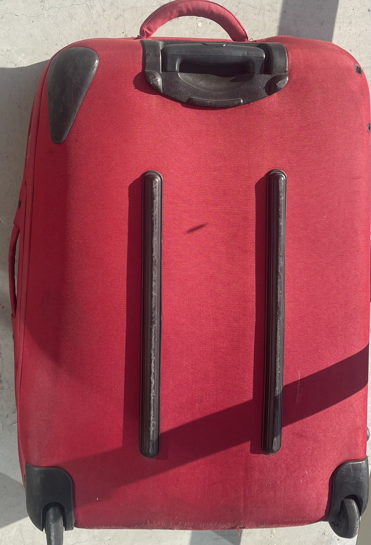 Large travel suitcase（Height 30 inches, width 20 inches - photo 2