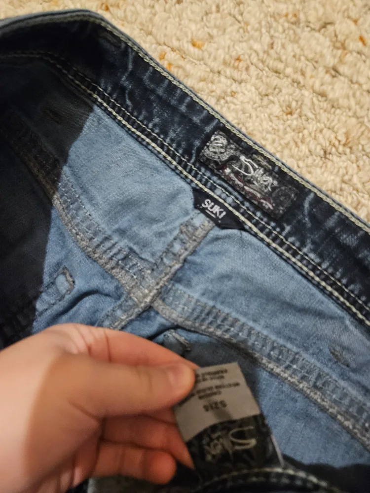 again more clawesome clothers image indicator(2)