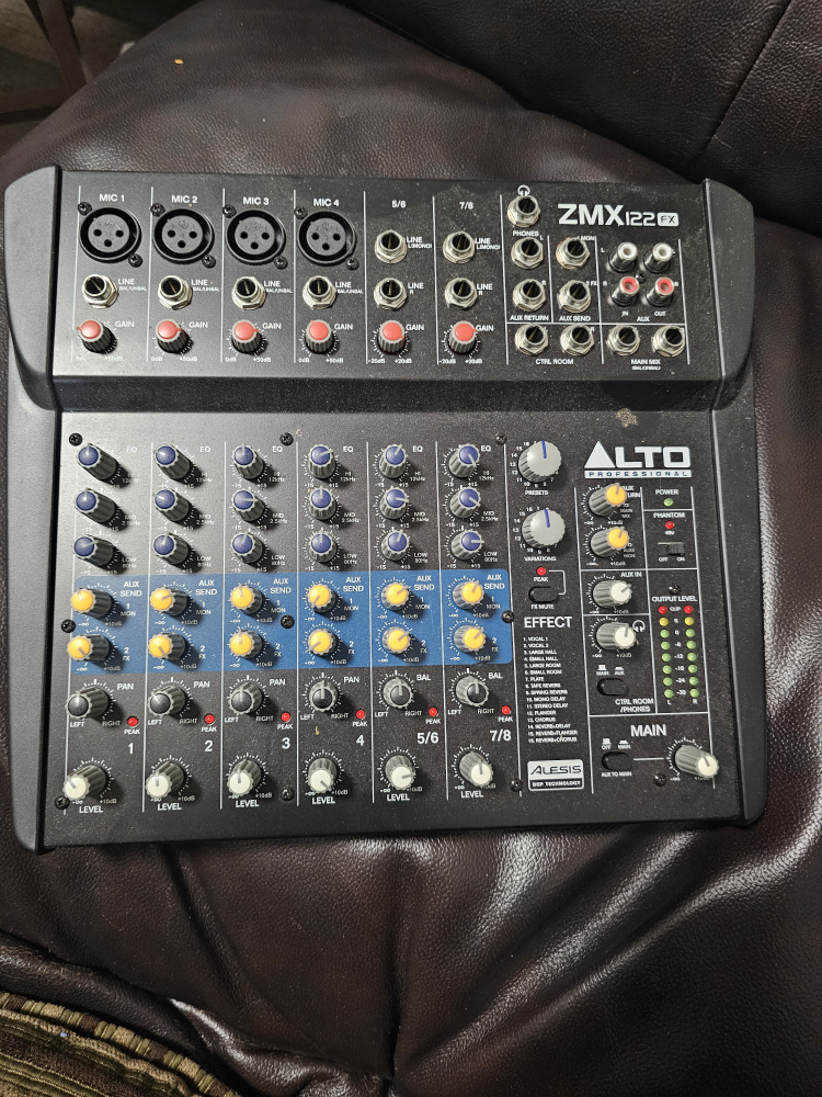 Alto ZMX122FX 12-Channel Mixer