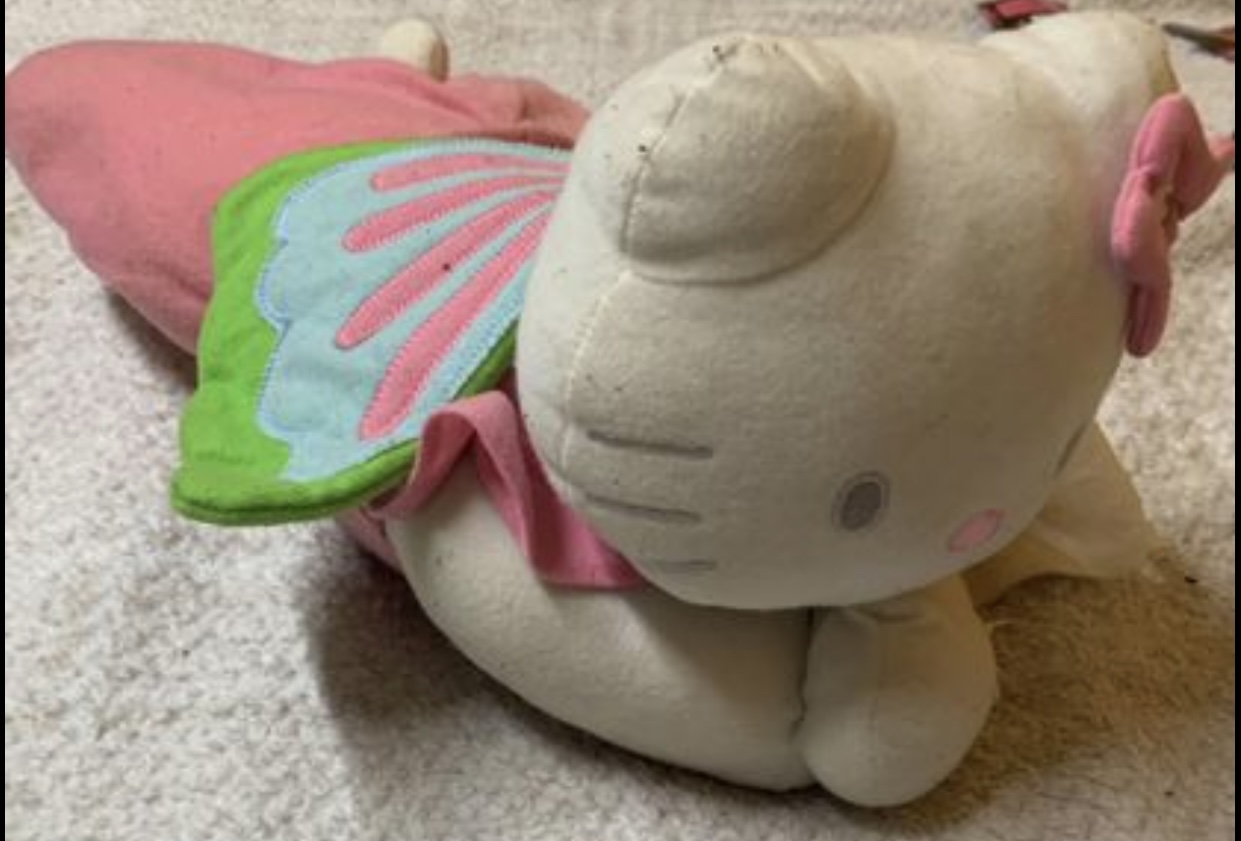 Hello Kitty Plush Butterfly - photo 3