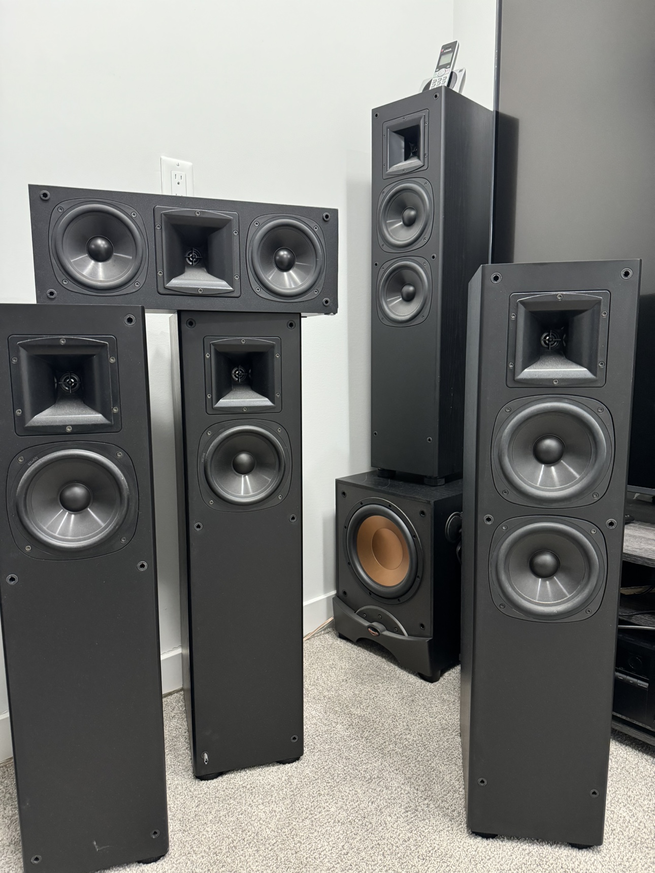 Klipsch Home Theatre System - photo 2