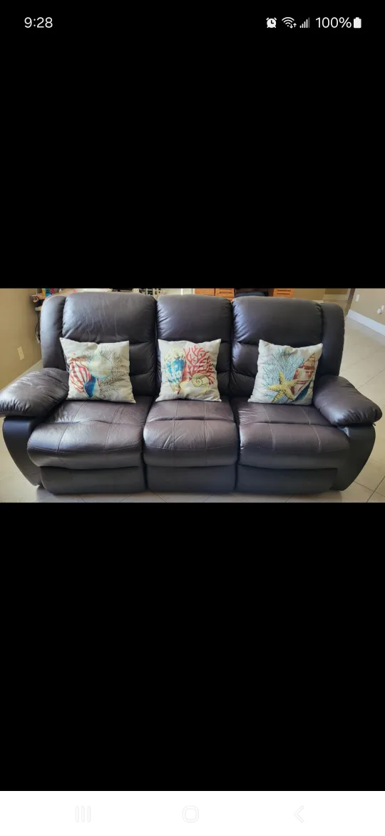 Reclining Leather Sofa image indicator(3)