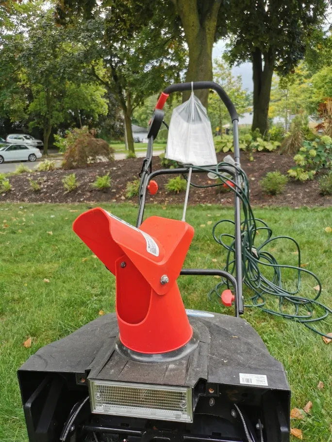Electric Snow Thrower thumbnail