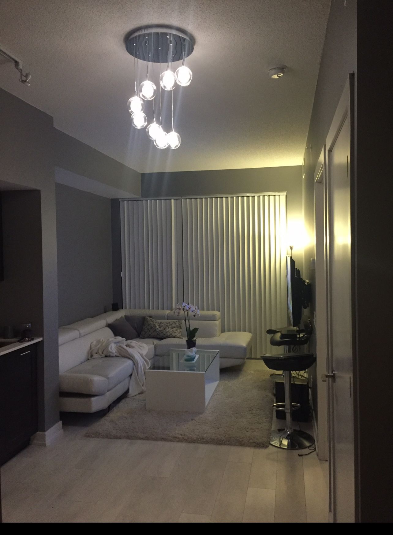 White Leather Sectional Sofa - photo 3