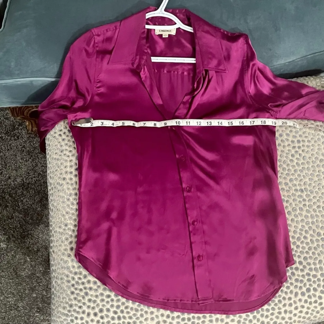 L'AGENCE Women's Silk Blouse image indicator(3)