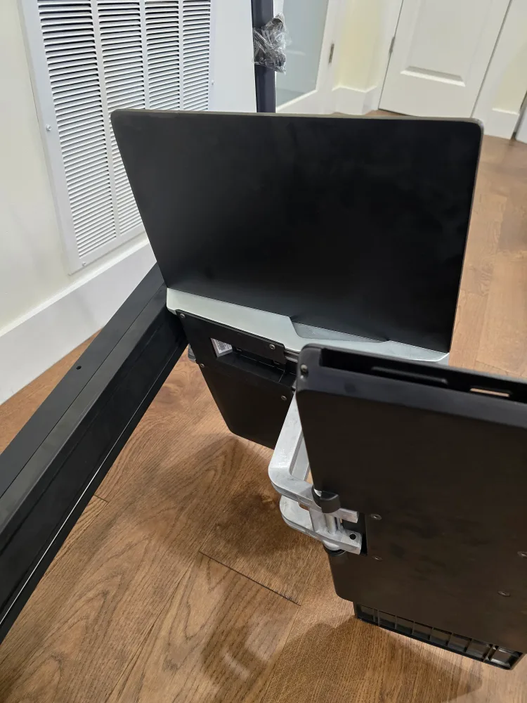 Ergotron – WorkFit-S Dual Monitor Standing Desk Converter image indicator(5)