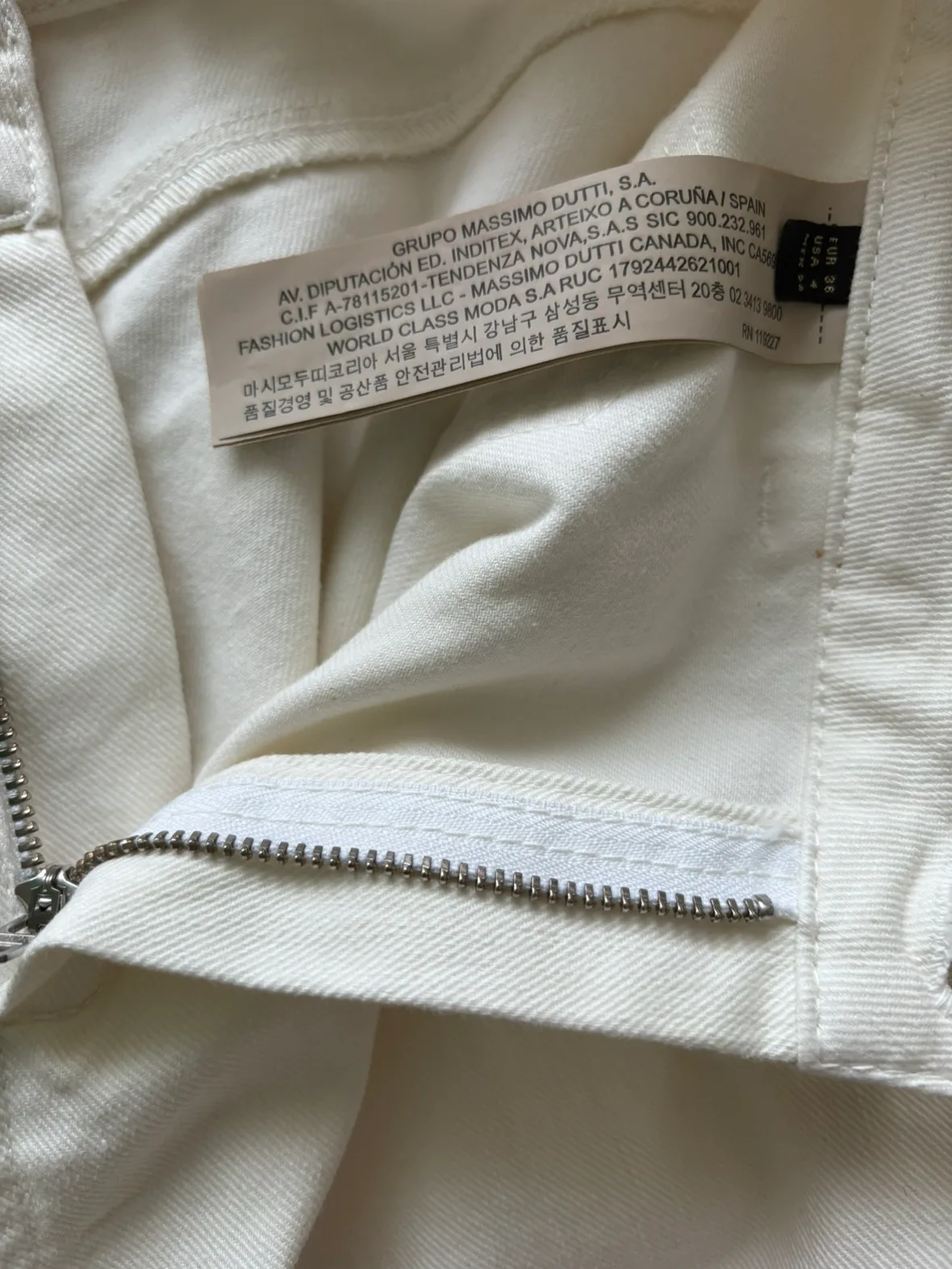 Massimo Dutti White Jeans image indicator(3)