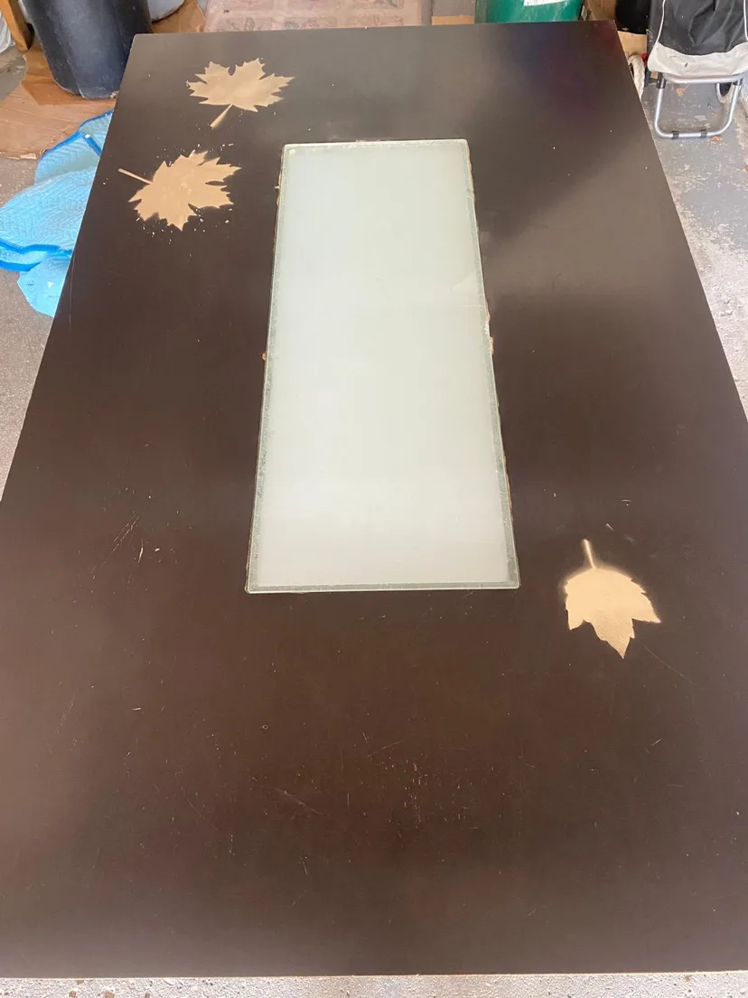 Dining Table with Glass Top image indicator(7)