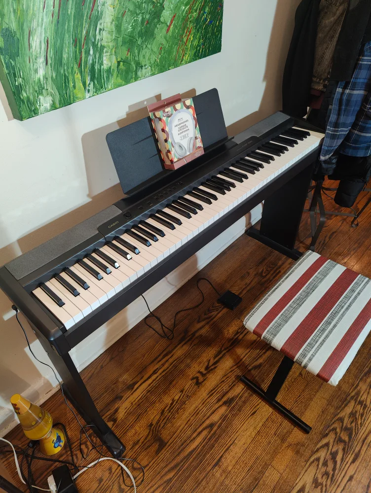 Casio CDP-100, 88 fully weighted keys digital piano thumbnail
