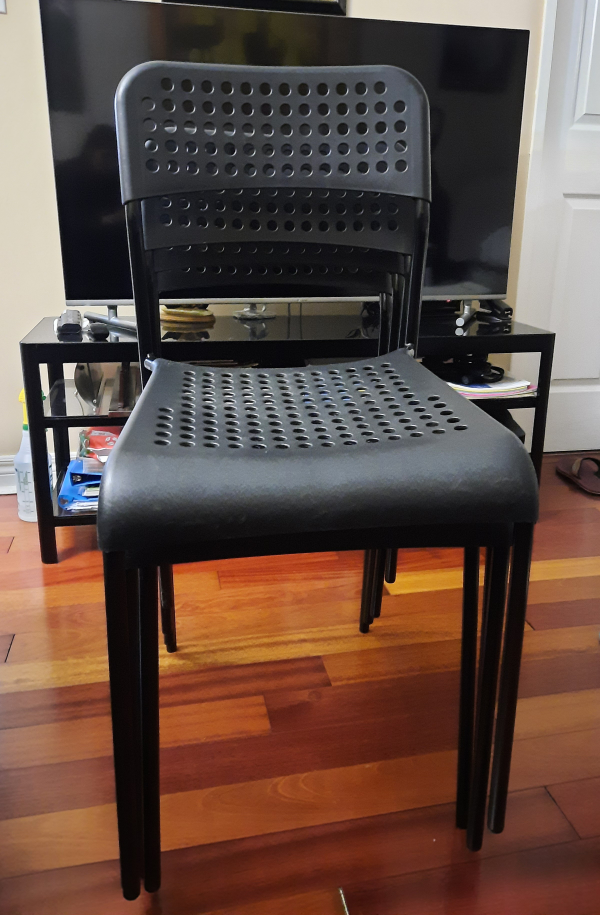 Ikea chairs-2pcs ($10 each) - photo 3