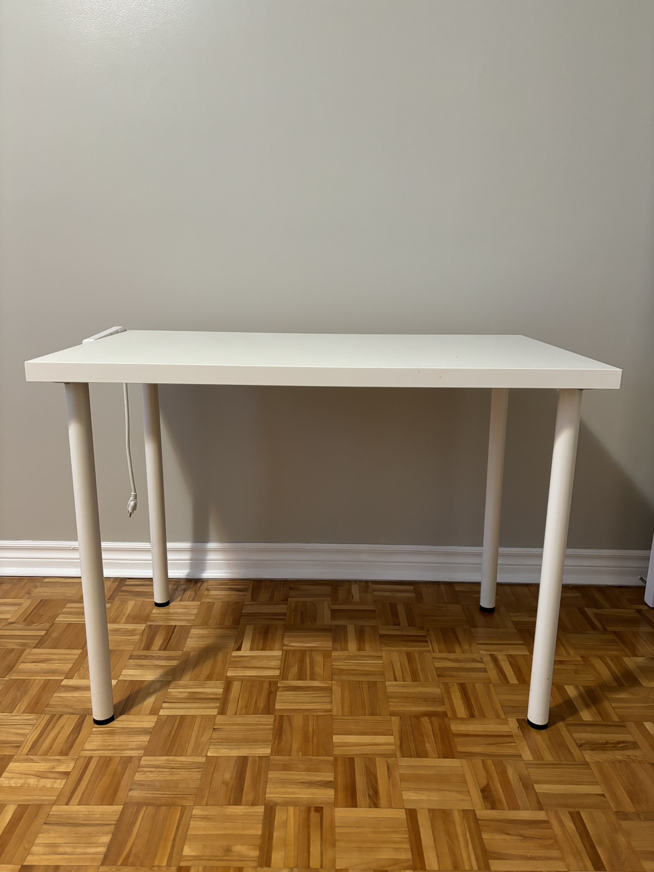 White Desk - photo 2