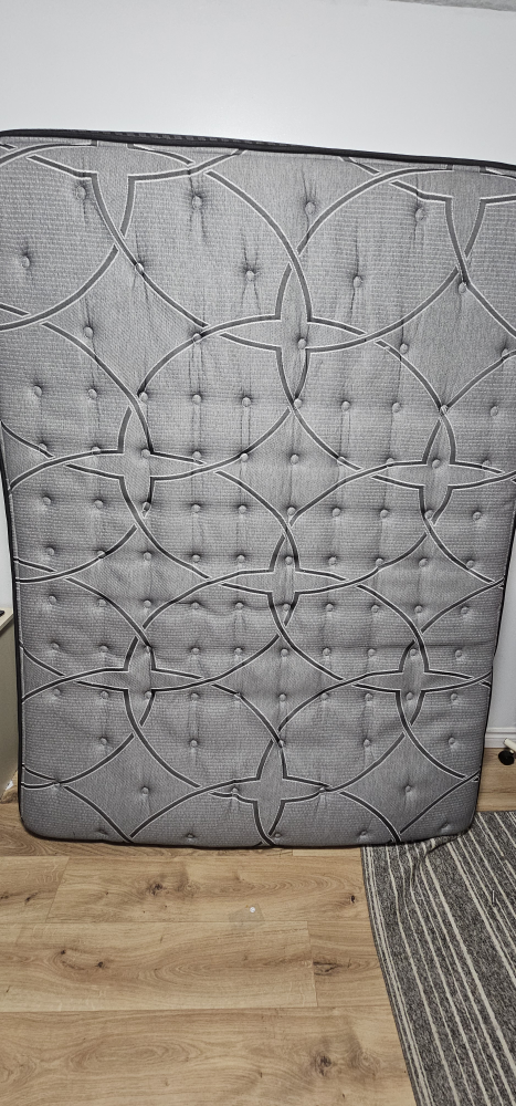 Queen Mattress - photo 2