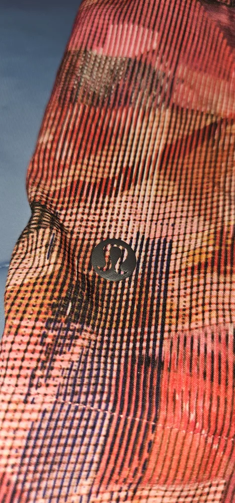 Lululemon Run: On Shorts Size 12 image indicator(2)