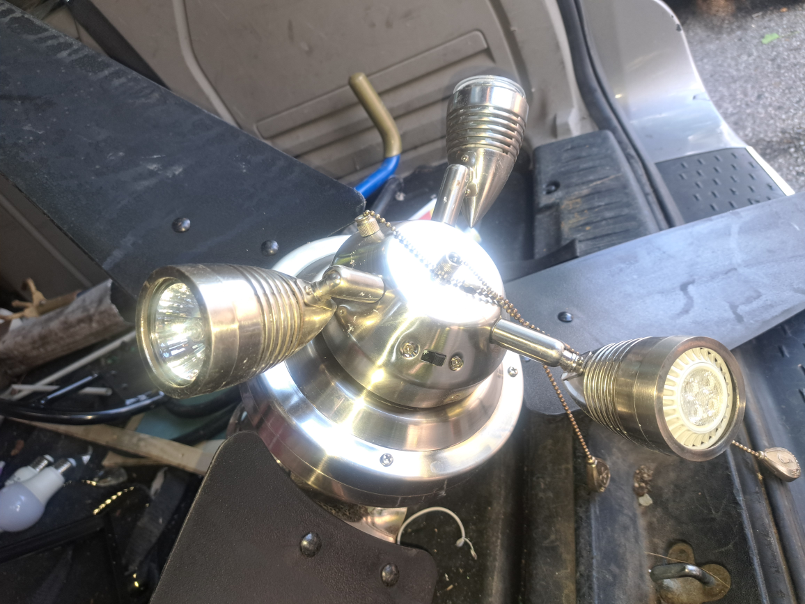 Ceiling Fan with Lights - photo 2