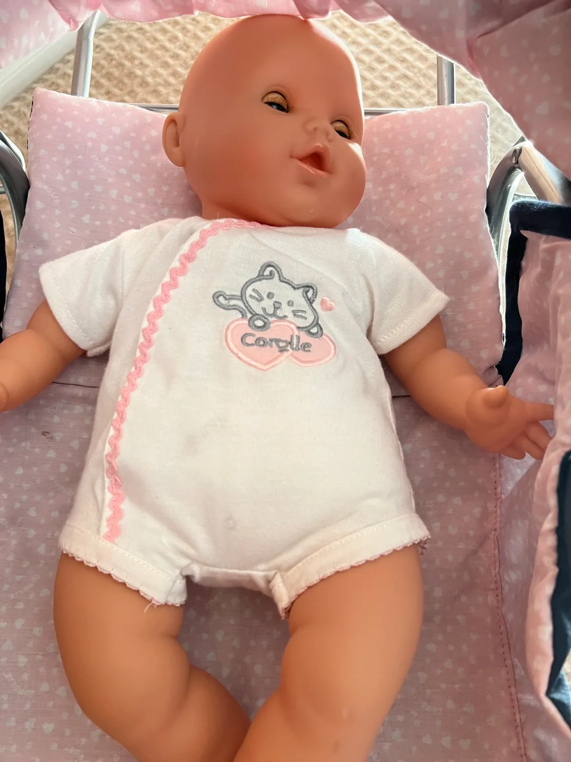 Corelle Newborn doll and pram image indicator(2)