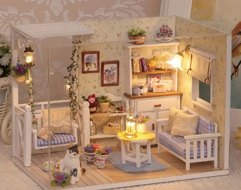DIY Dollhouse kit