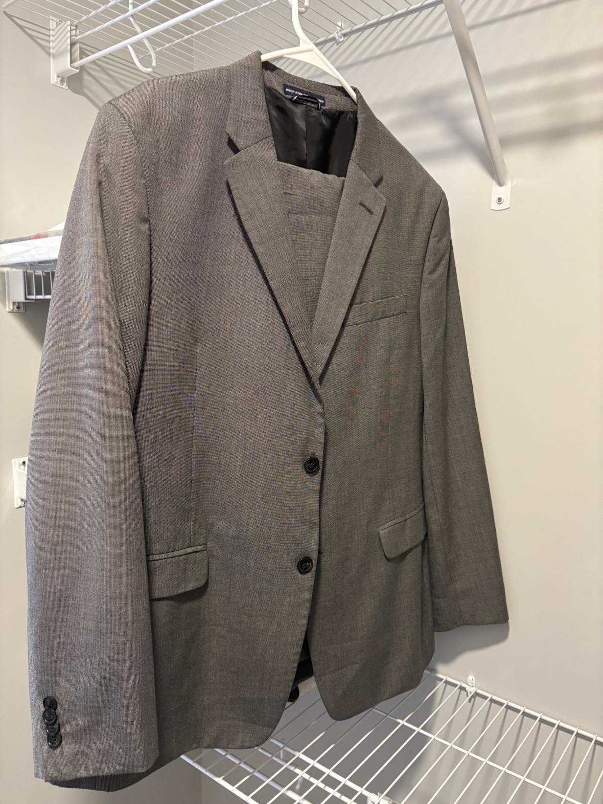 Men’s Tommy Hilfiger Mens Suite Jacket and Pants