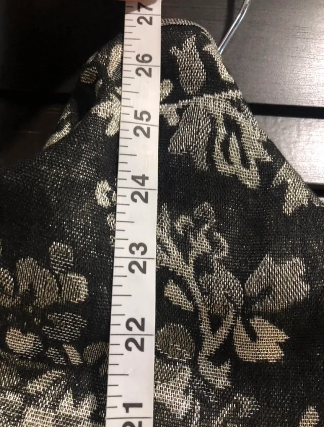 Black and Silver Scarf image indicator(2)