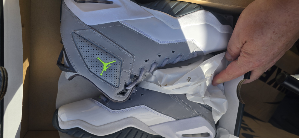 Air Jordan 9 Retro - photo 2