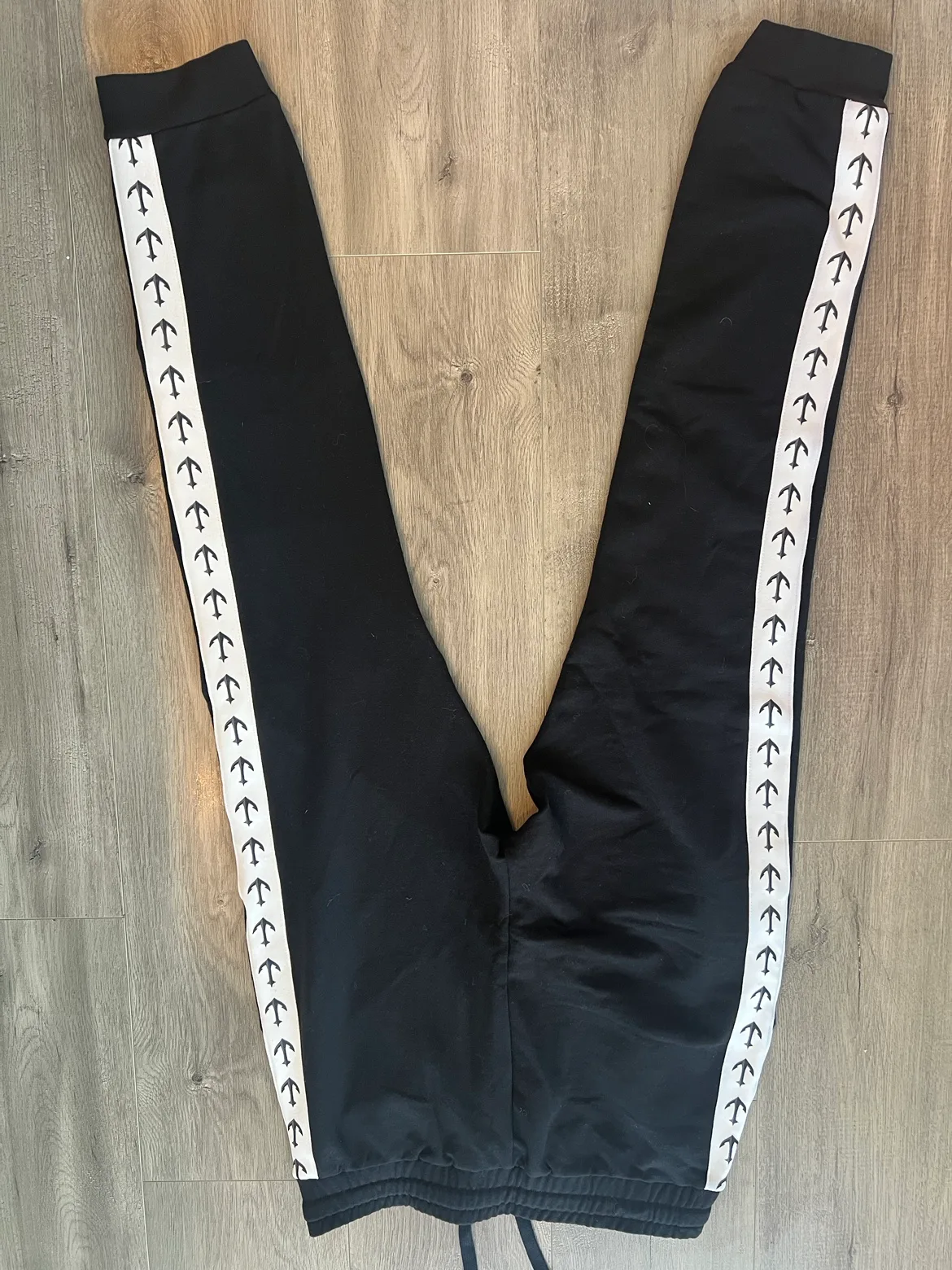 Seattle Kraken Men's Medium Black Sweatpants image indicator(5)