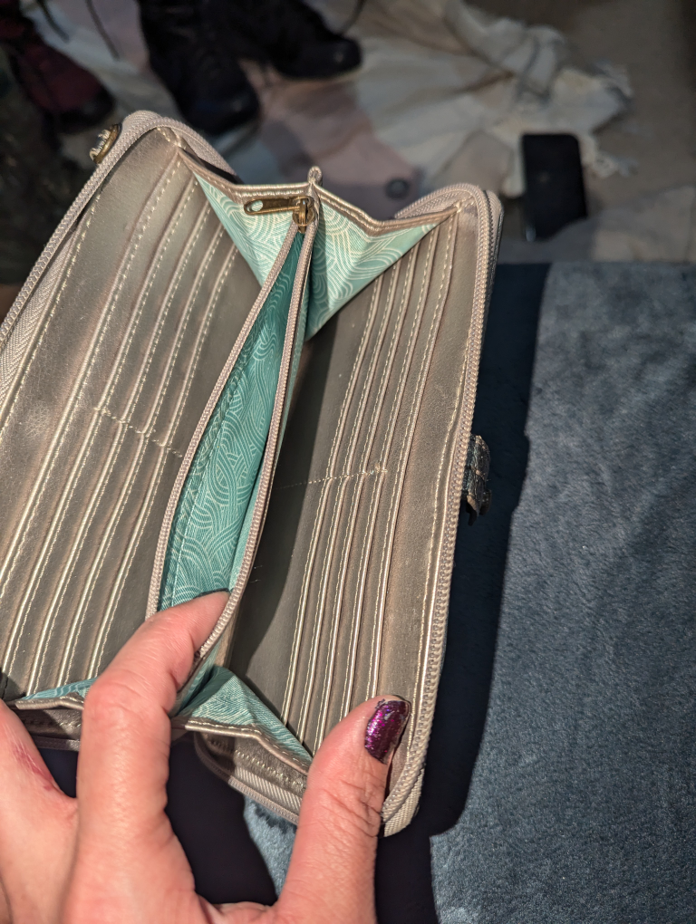 The Sak Women's Wallet - photo 4