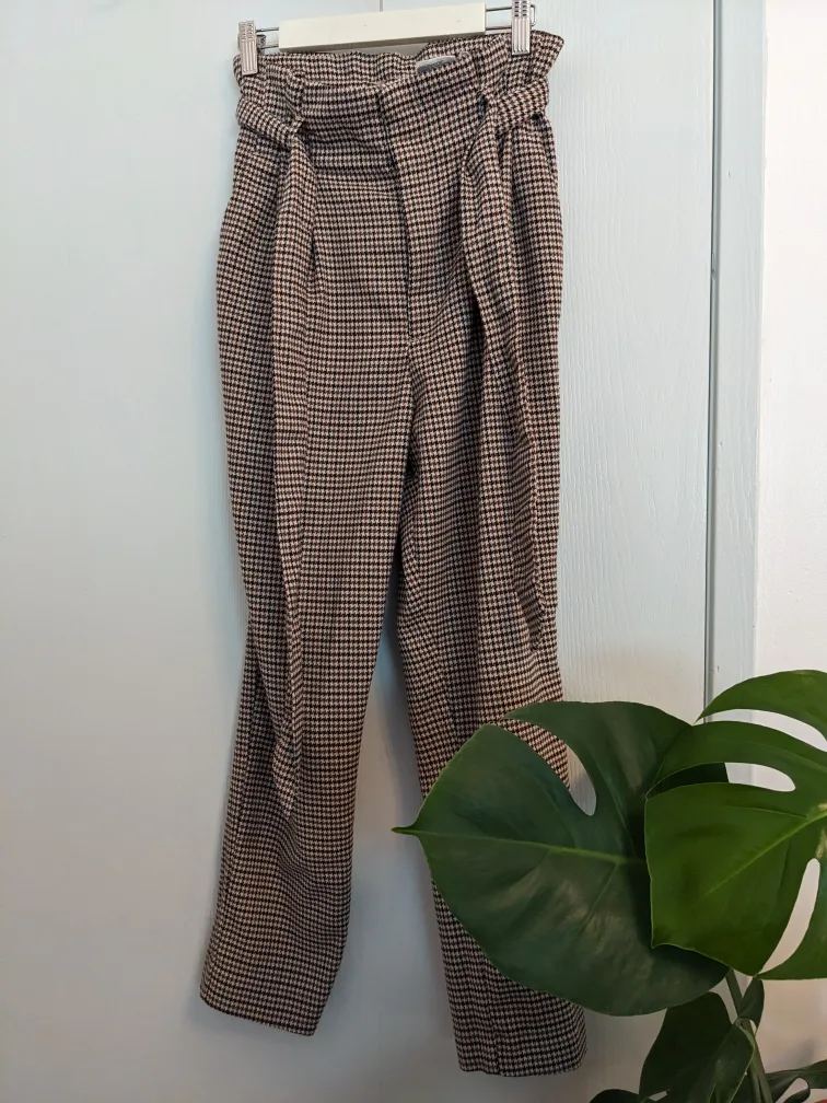 houndstooth straight cropped pants image indicator(2)