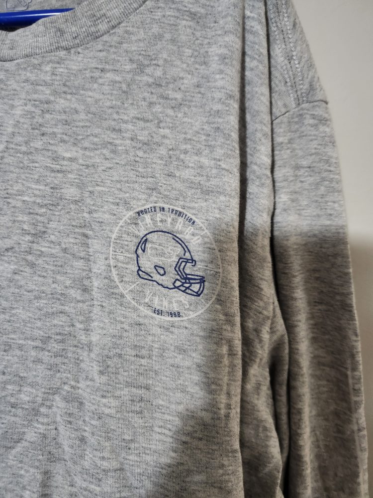 $ 5 boy youth vineyard vines shirt (L) (16) - photo 2
