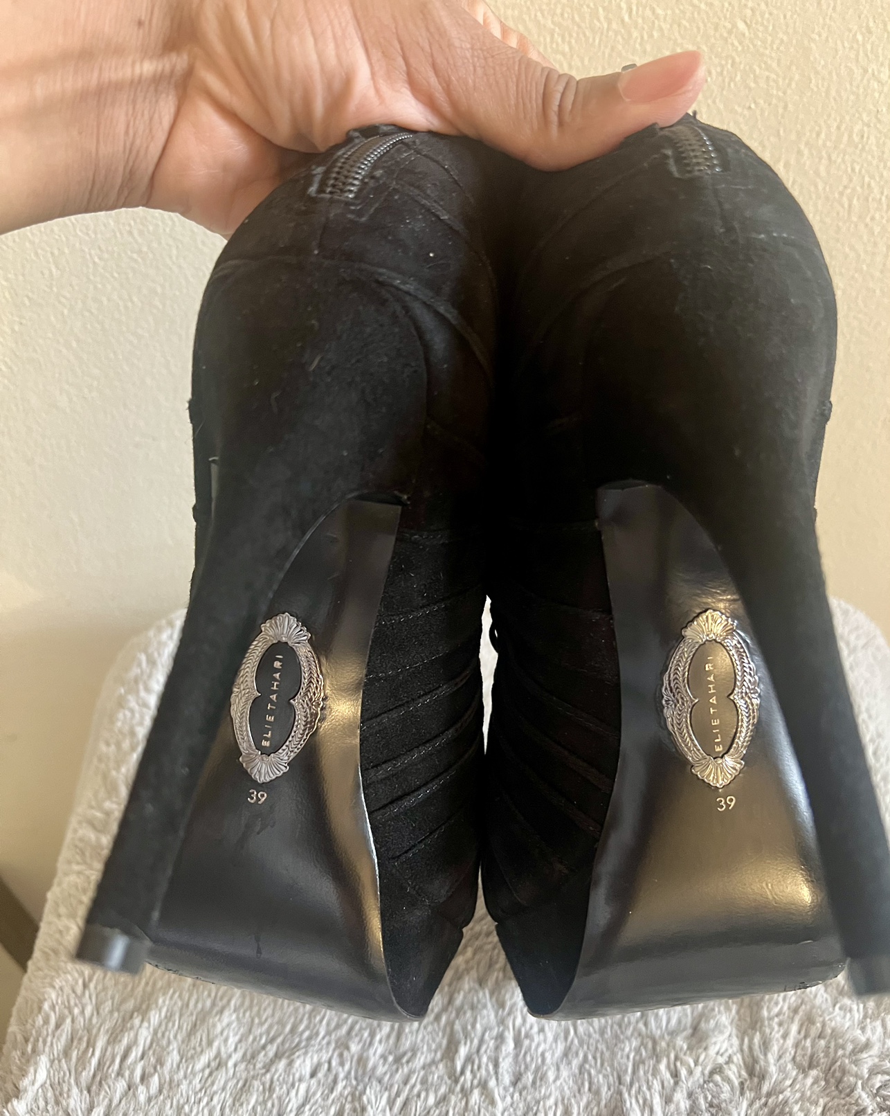 Ellie Tahari Black Suede Ankle Booties Size 39 - photo 4