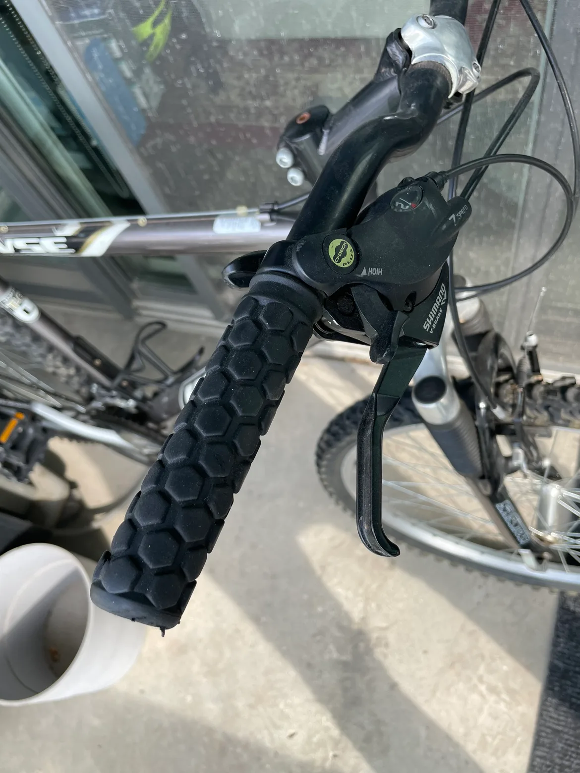 Haro VSE All Aluminum Mountain Bike image indicator(5)