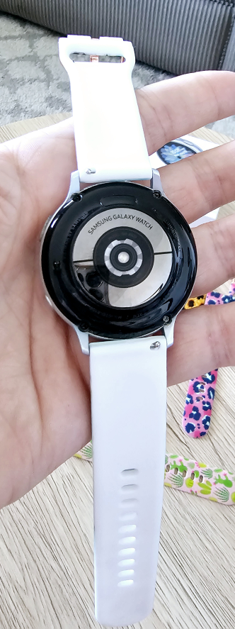 Samsung Galaxy Watch Active 2 AND 7 extra watch straps! - photo 5