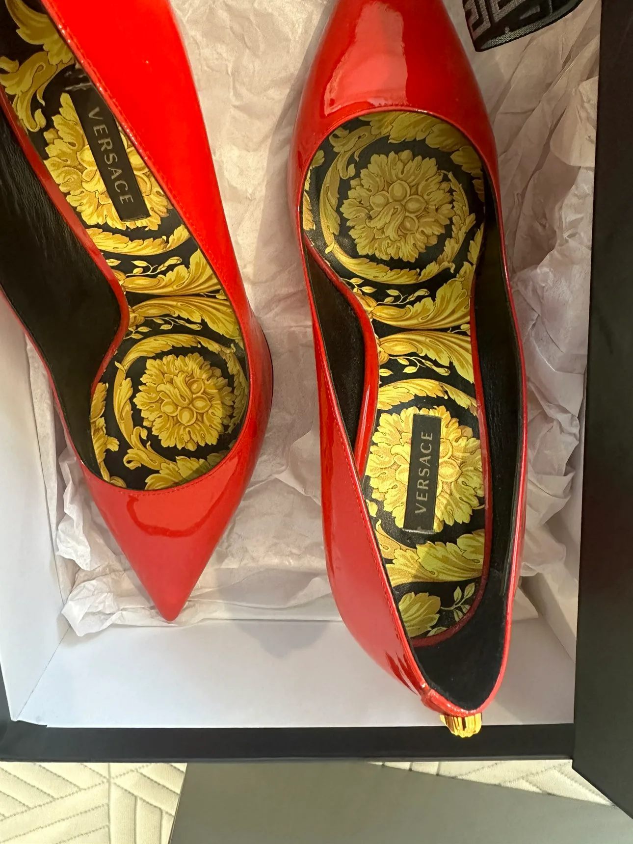 Versace Red pumps/heels image indicator(6)