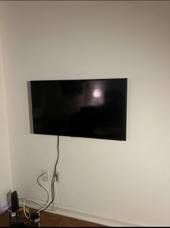 40 Inch TV