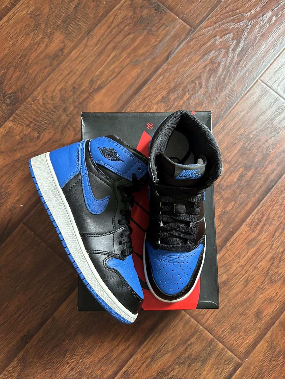 Jordan 1 Royal (2017) - Size 7.5 women’s/6 men’s