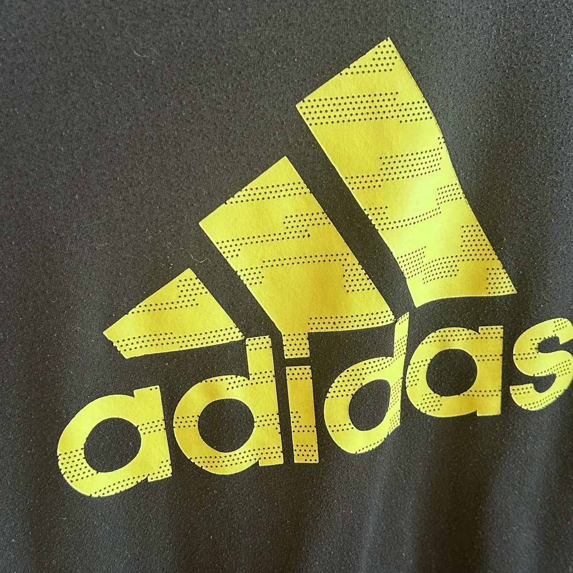 Youth Adidas T-Shirt XL (15-16 years) image indicator(3)