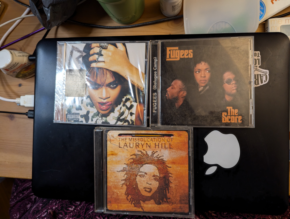 3 CD Lot - Fugees, Rihanna, Lauryn Hill