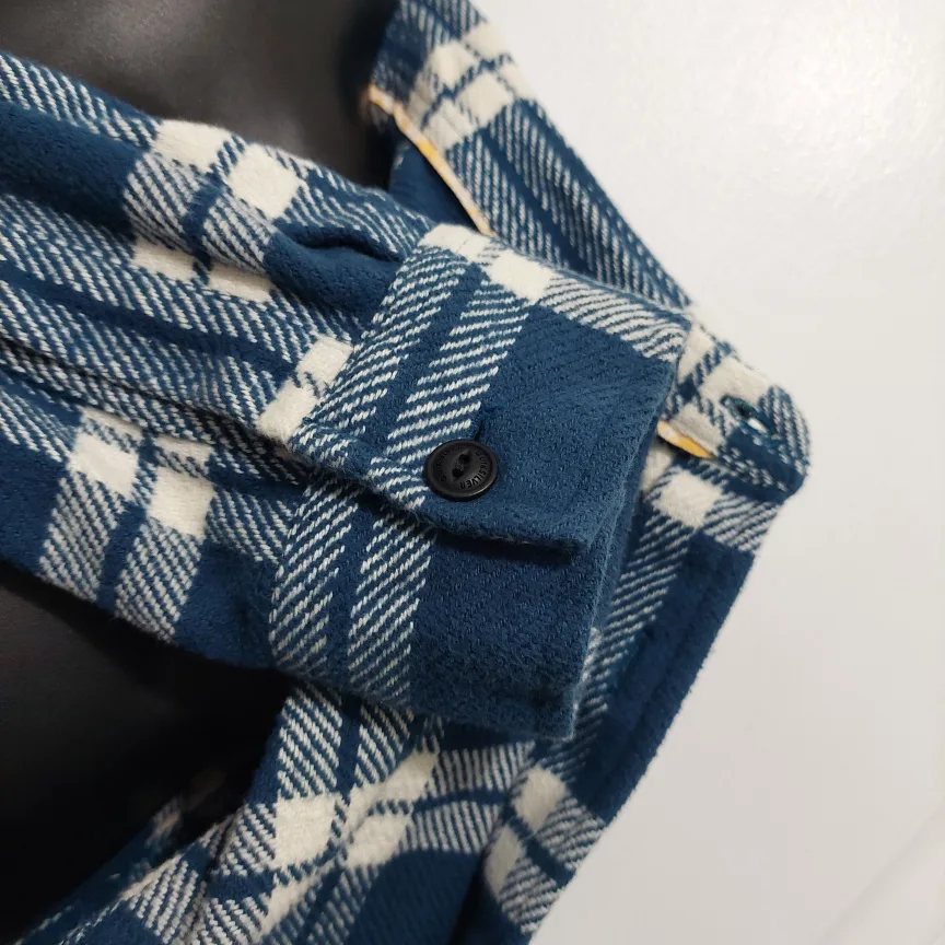 Quicksilver Waterman Collectible Thick  Flannel Shirt image indicator(5)