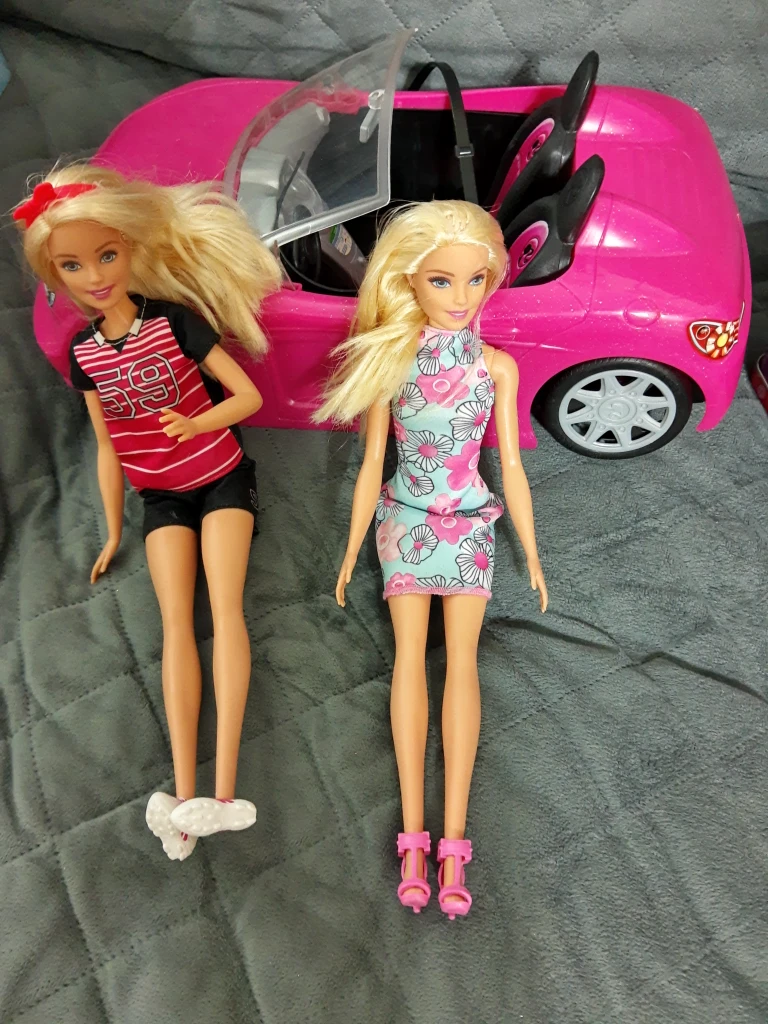 Big Barbie car with 2 Barbie dolls - photo 4
