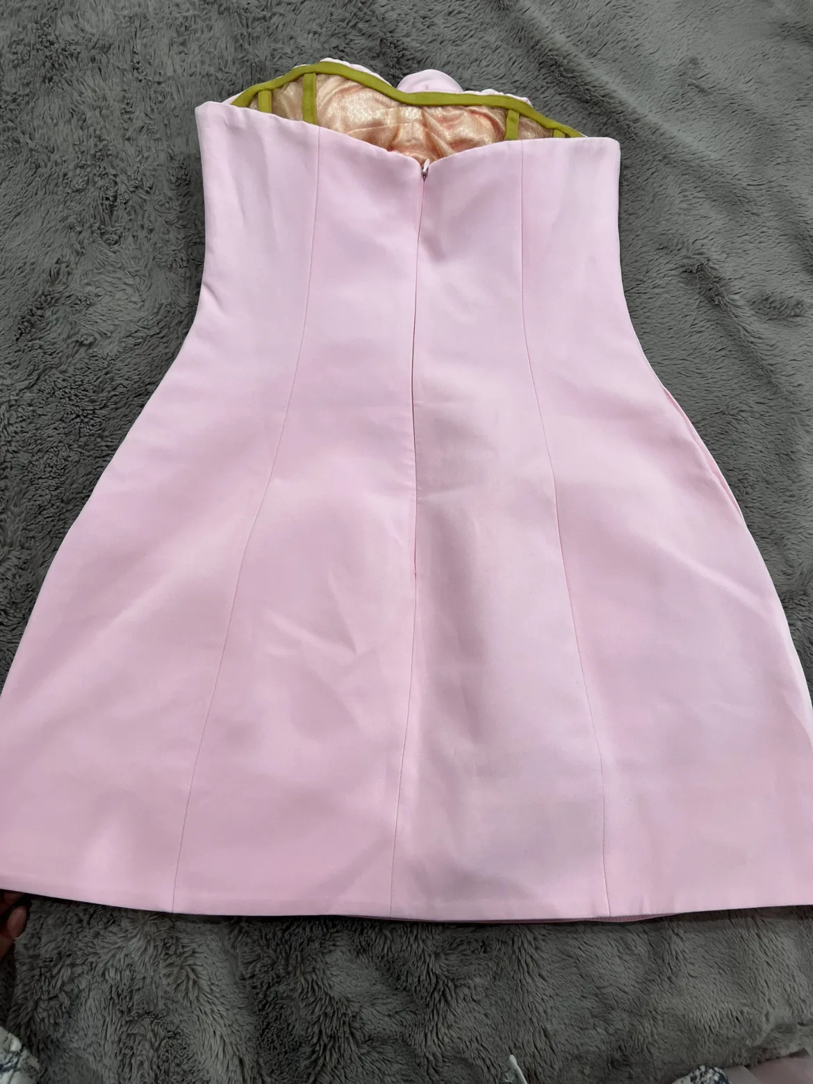 Mew mews  pink hourglass dress image indicator(5)