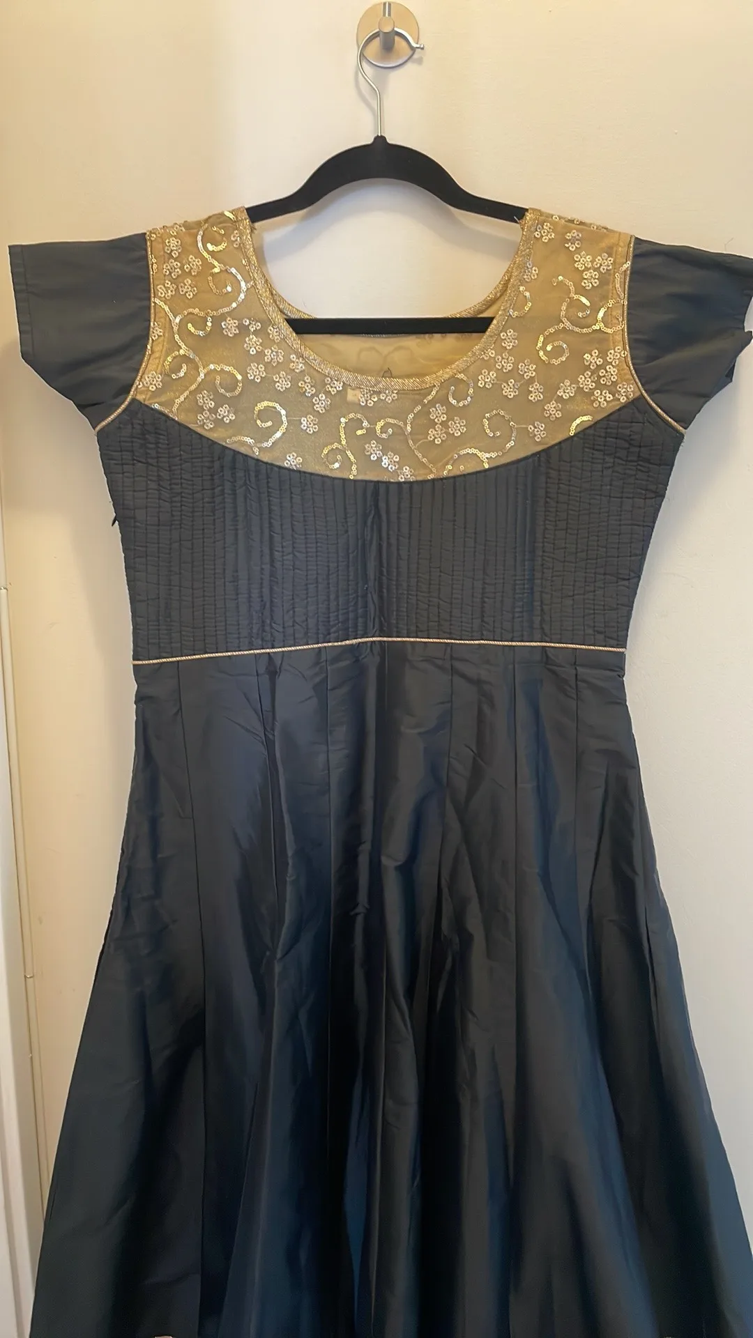 Black & Golden Anarkali Suit Set 🪔 (SMALL) New image indicator(5)