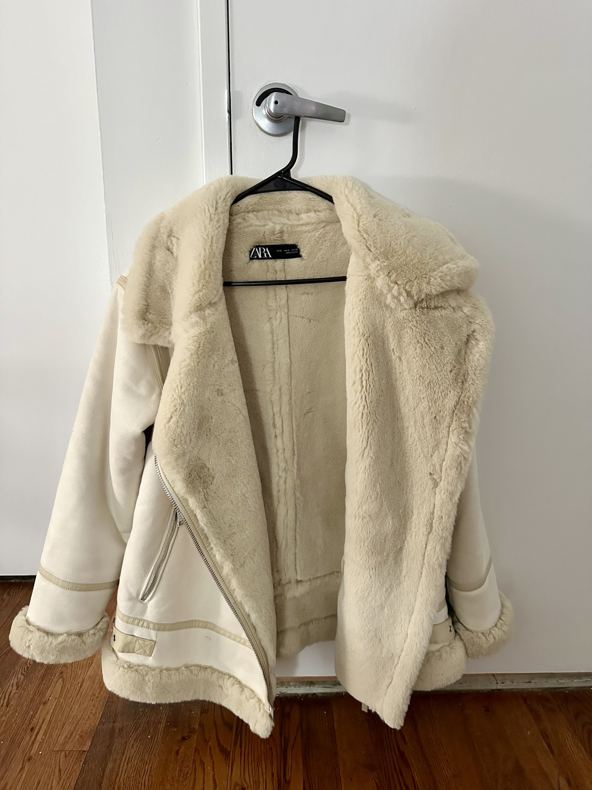 Zara Faux Fur Jacket - photo 3