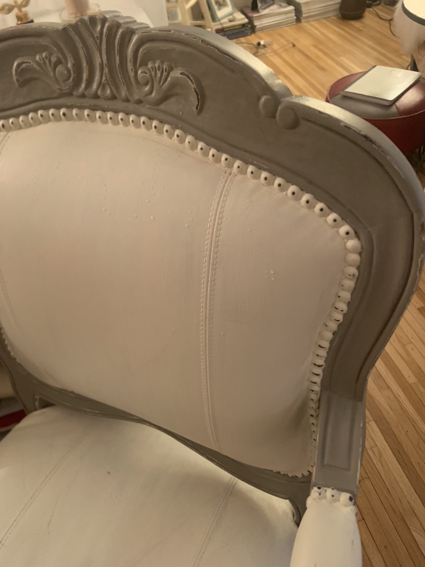 White chalk painted Upholstered Armchair - photo 3