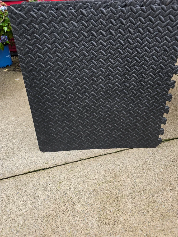 Interlocking Exercise Mats, Set of 6, 3/4" thick thumbnail