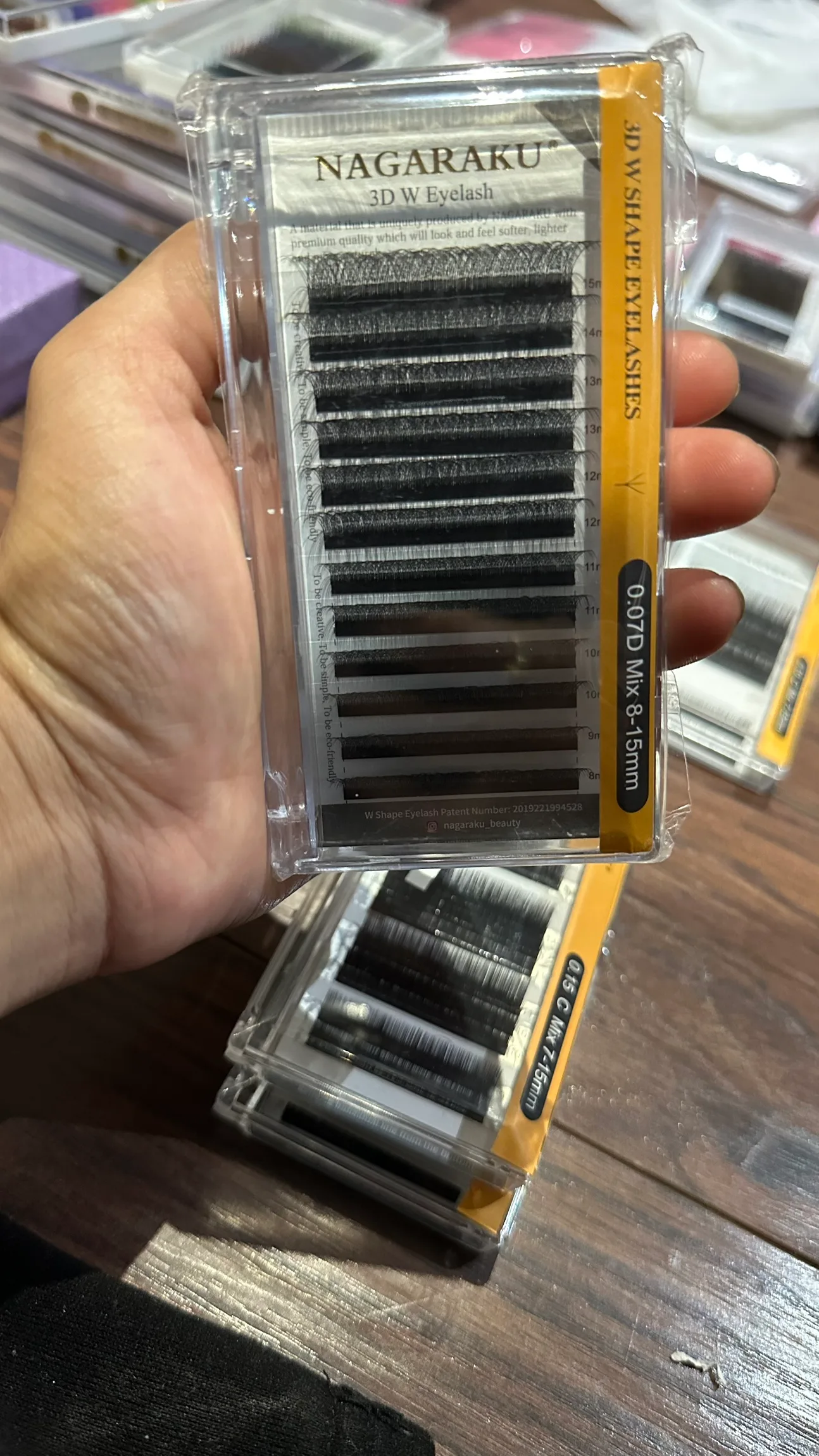 Lash Extension Supplies image indicator(8)