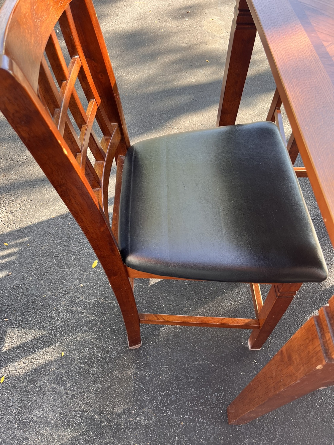 Kitchen Table and 4 Chairs Set - photo 4