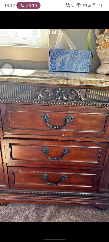 Queen Size Bed Frame and Dresser Set - photo 3
