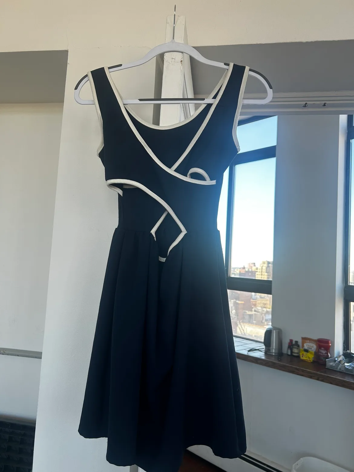 Small Women's Dress image indicator(2)