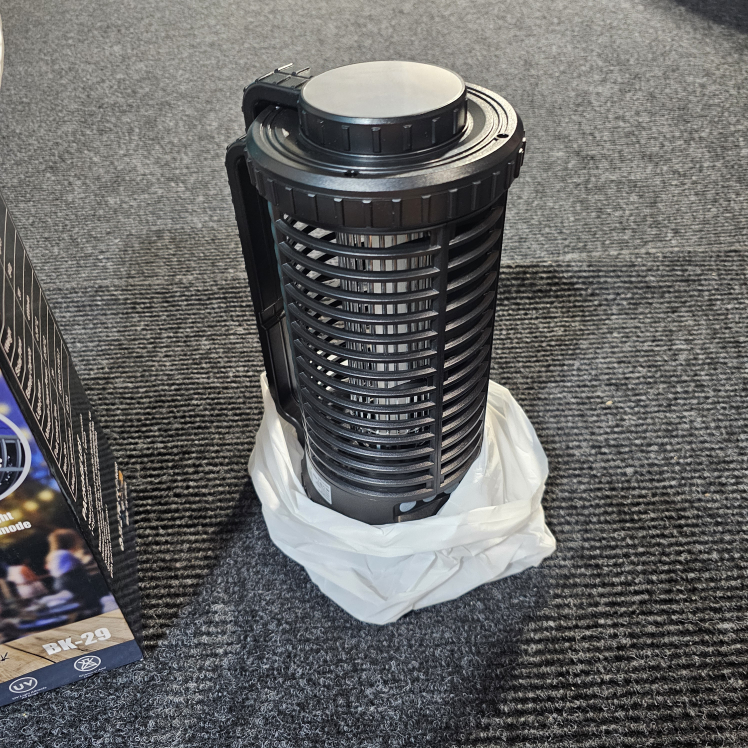 Solar Bug Zapper Lantern - photo 4