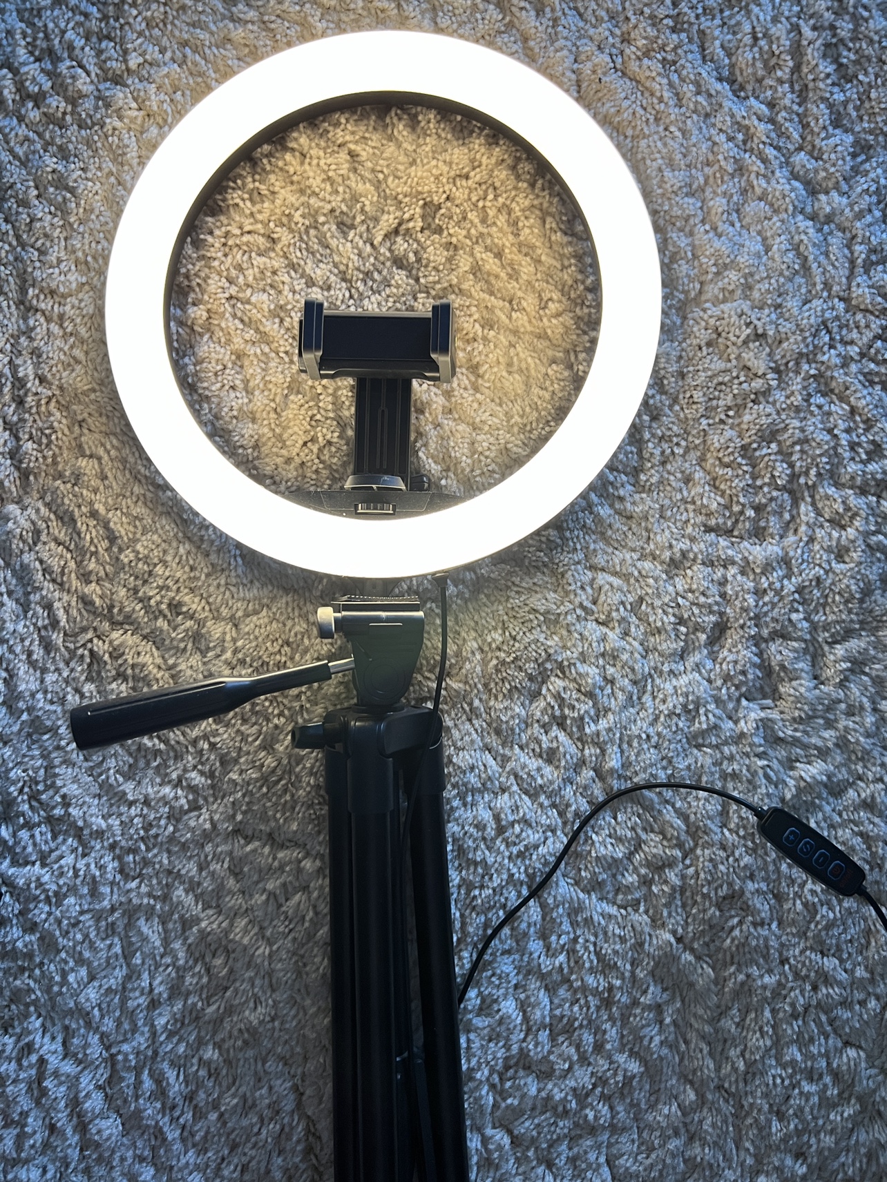 Ring Light with Tripod and Remote - photo 4