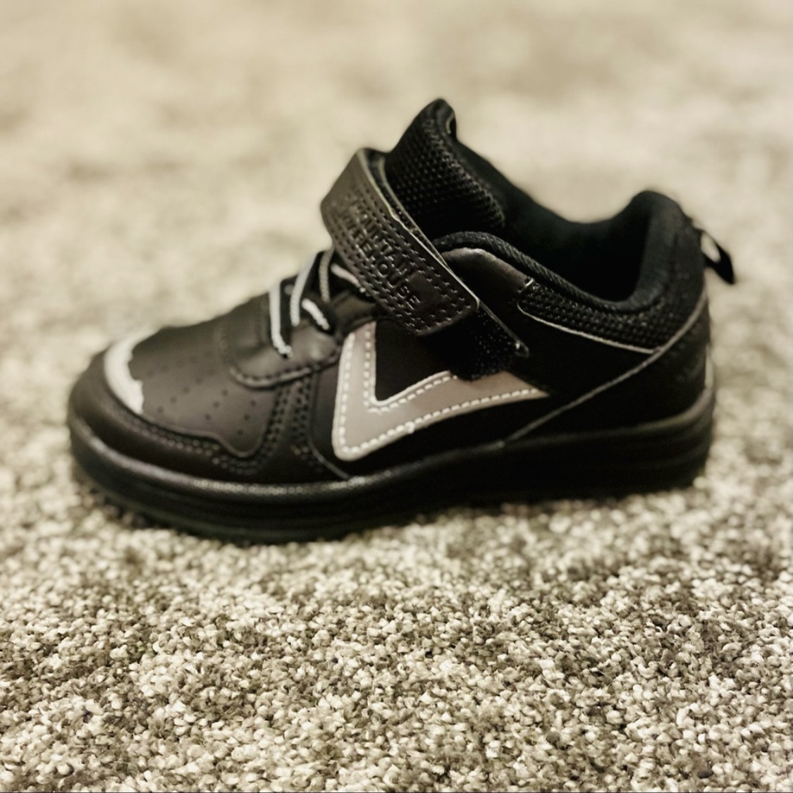 Mountain Warehouse Boys Black Sneakers Size 10 - photo 4