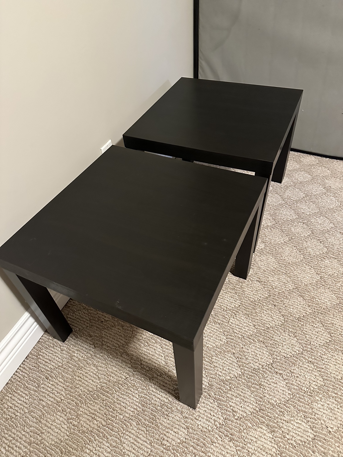 Pair of End Tables - photo 2